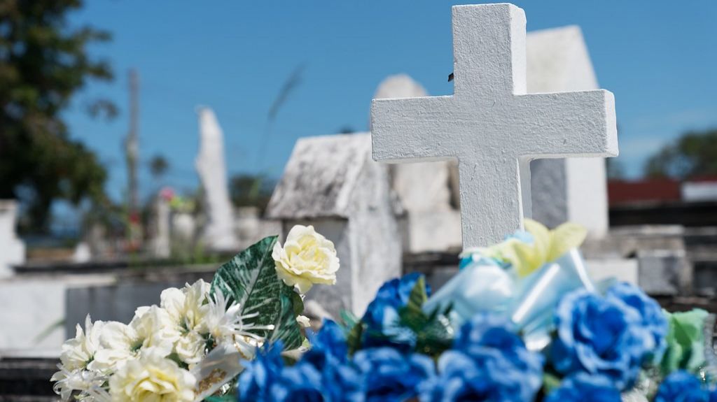  Cementerios en varios pueblos abrir&aacute;n el D&iacute;a de las Madres 