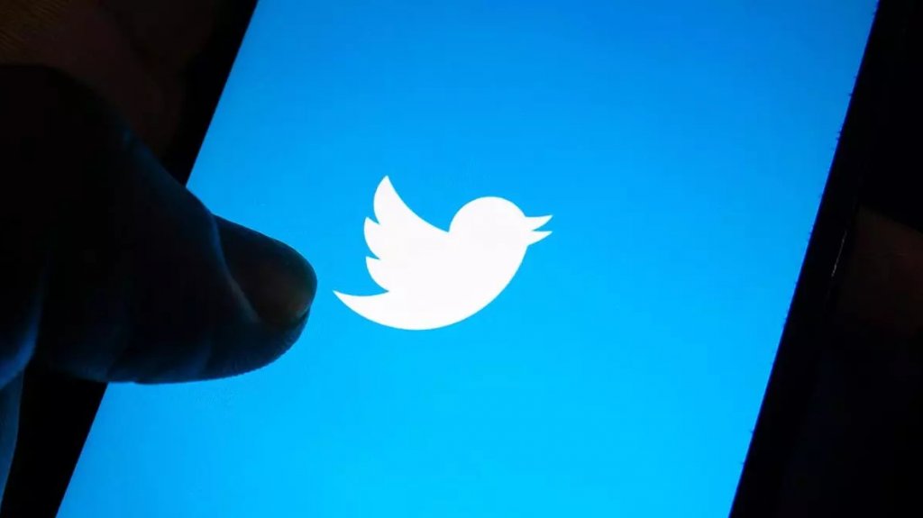  Redes Sociales Elon Musk lanza una OPA Hostil para comprar Twitter ¿Tiembla Facebook? 