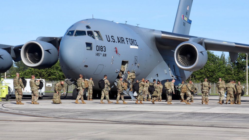  Soldados y aviadores de la GNPR salen hacia Washington, DC en apoyo a la ceremonia de inauguraci&oacute;n presidencial 