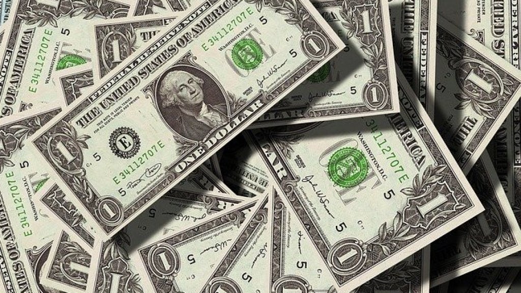  Venezolanos acusados de robar 800.000 d&oacute;lares en ayudas por pandemia 