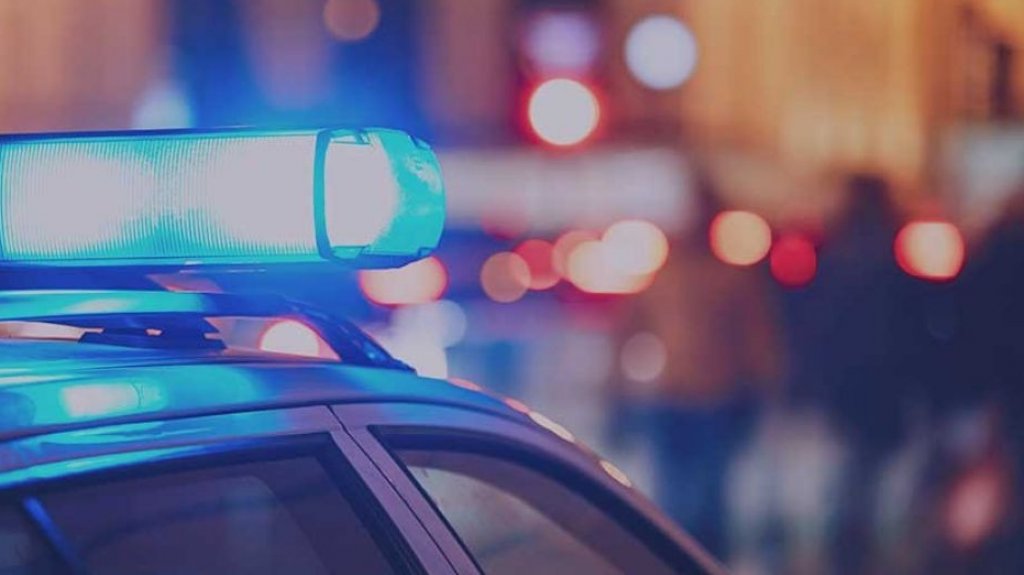  En condici&oacute;n de cuidado mujer que choc&oacute; poste en A&ntilde;asco 