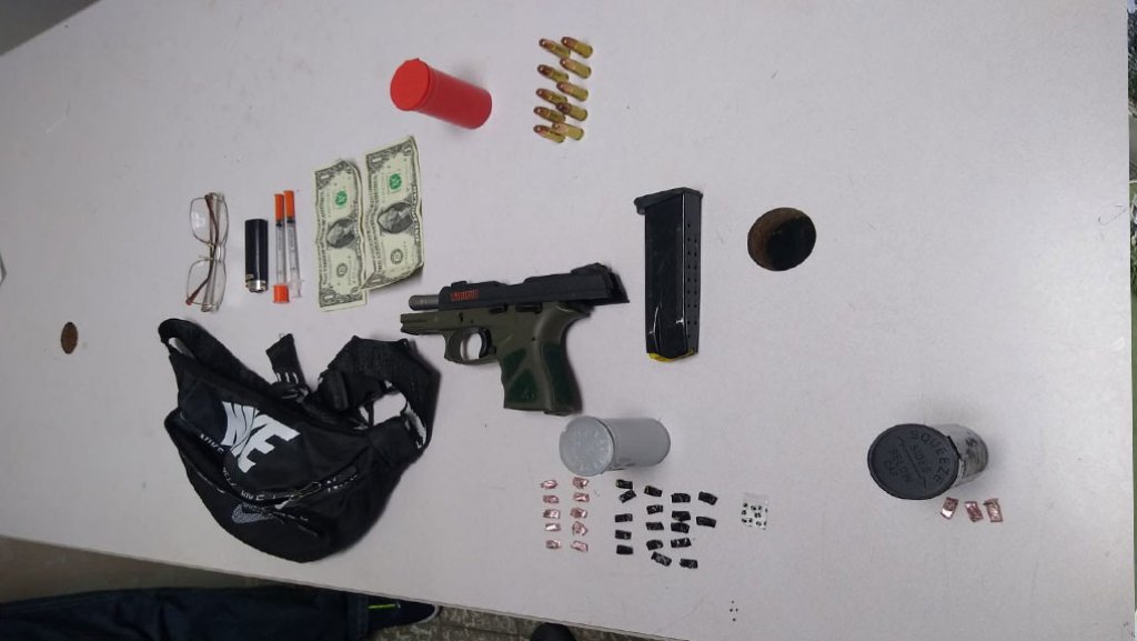  Arrestan a un &ldquo;tirador&rdquo; en residencial de Aguadilla 