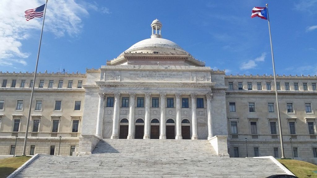  Se re&uacute;nen l&iacute;deres legislativos y Jaresko sobre cambios C&oacute;digo Rentas Internas 