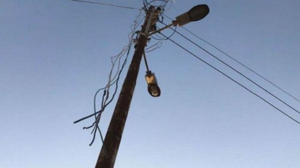  Hurtan m&aacute;s de seis mil d&oacute;lares en cables telef&oacute;nicos en carretera de Adjuntas 