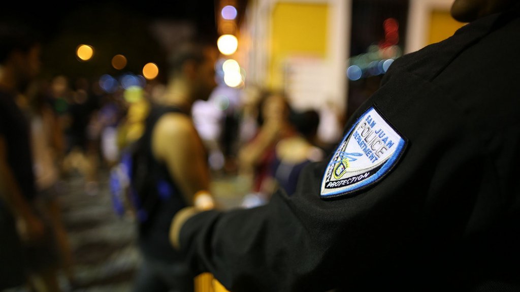  Municipales de San Juan, multan a &ldquo;corillo&rdquo; que se reun&iacute;an en la Kennedy para competencia de &ldquo;Voceteo&rdquo; 