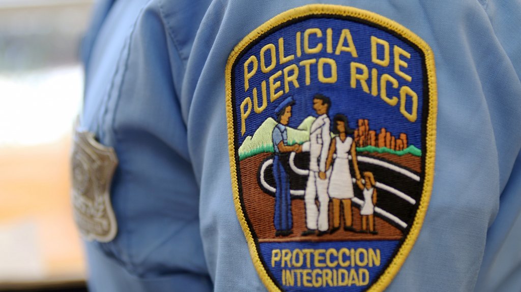  Sujeto golpea y muerde a polic&iacute;as que respond&iacute;an una llamada de violencia dom&eacute;stica en Salinas 