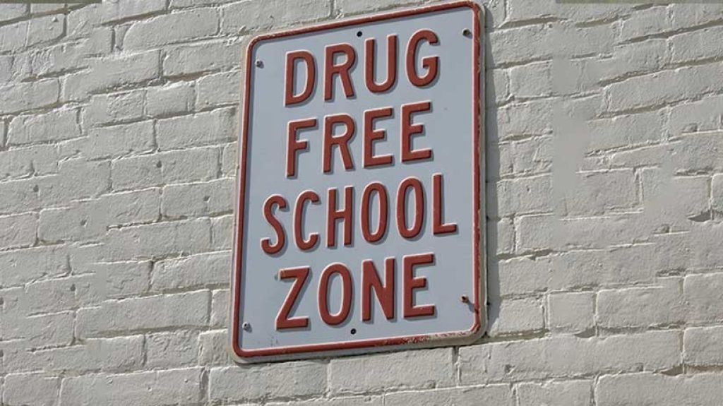 Video: Una profesora consume cocaÃ­na en un aula de EE.UU.