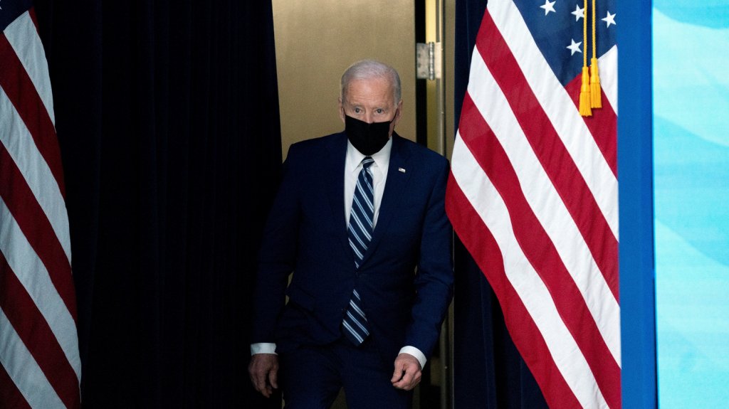  Biden anuncia un plan de empleo billonario a financiar con subida de impuestos 