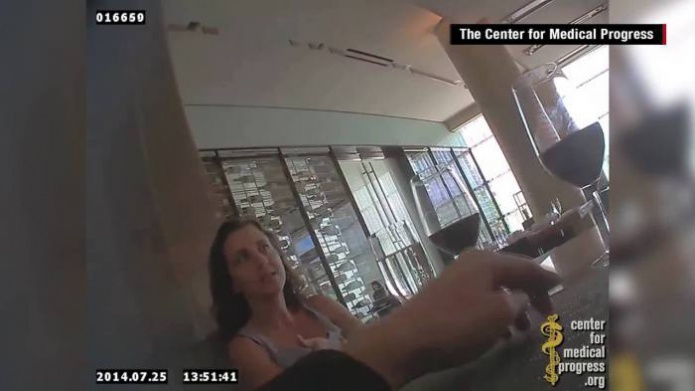 Video sobre venta de tejidos de fetos pone a aprietos a grupo proaborto en EE.UU.