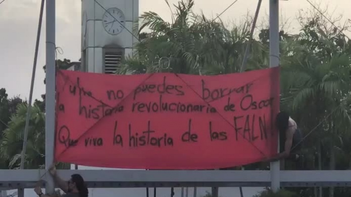 Video: Encapuchado coloca mensaje dirigido a Yulin en la plaza de Convalecencia 