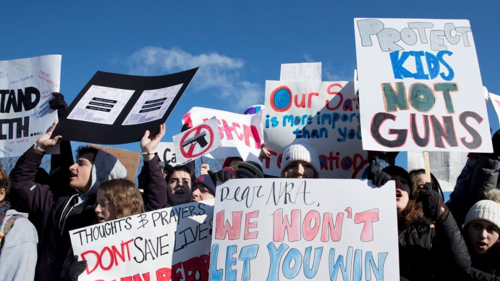  Ciudades y estados EE.UU. aumentan control de armas ante poca acci&oacute;n de Trump 