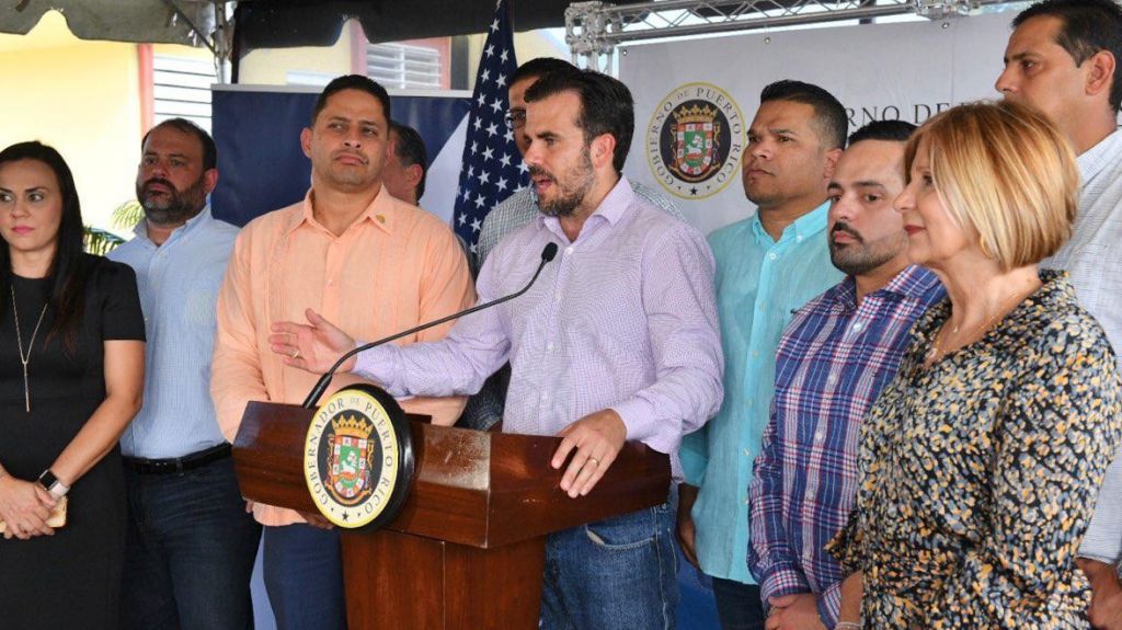  Gobernador inaugura proyecto de viviendas para confinados y otras iniciativas en Arecibo 