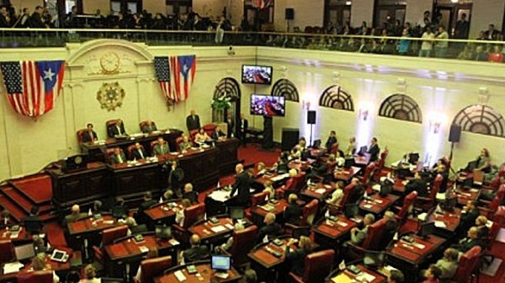  Proliferan en Legislatura pagos exorbitantes a empleados o de honorarios en contrataciones, con el ardid de que una porci&oacute;n del dinero pagado se reembolse al legislador 