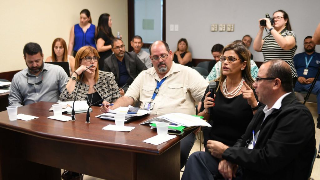  Representante exige rapidez en la reparaci&oacute;n de alumbrados p&uacute;blicos 