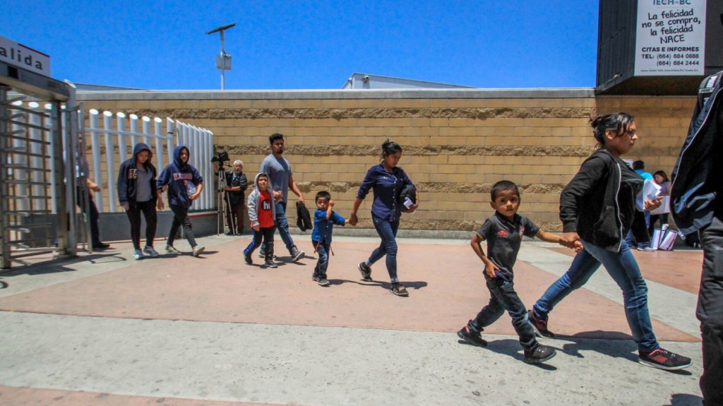  Pediatras comparan con la tortura el trato que da EEUU a los ni&ntilde;os migrantes 