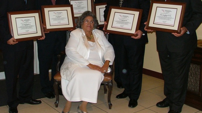 Muere la presidenta del Desfile PuertorriqueÃ±o de Orlando Florida