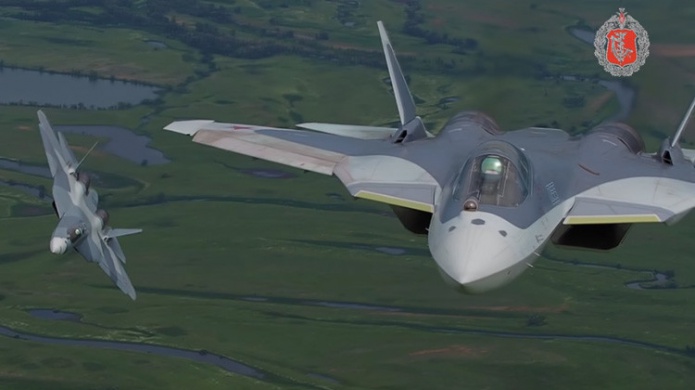 Video: Rusia luce imÃ¡genes Ãºnicas de sus mejores aviones en pleno vuelo