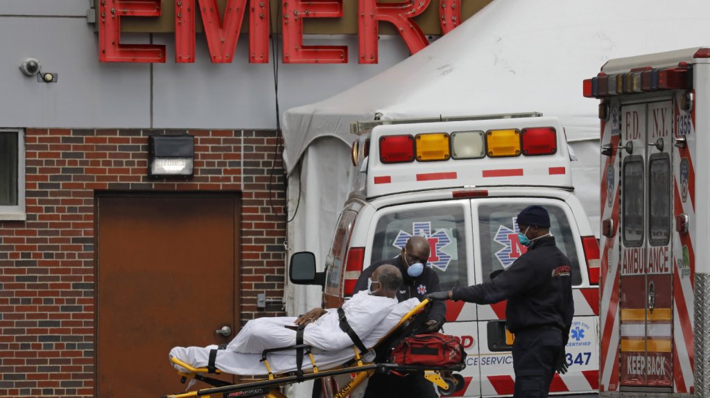  Estados Unidos acumula 572.625 muertos y 32.119.748 contagios por la pandemia 