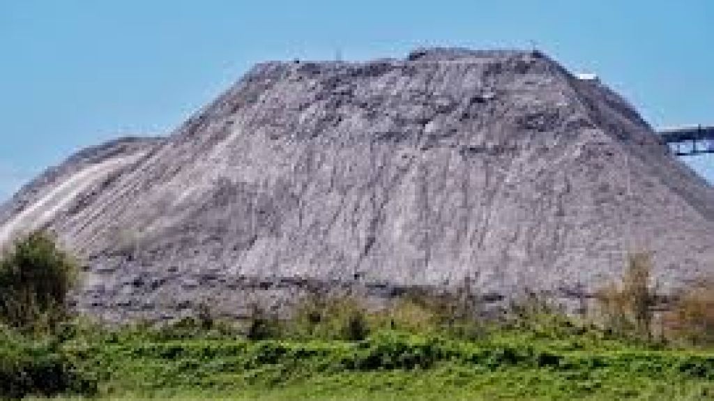  Centena de grupos de EE.UU. y PR solicitan audiencia p&uacute;blica sobre enmiendas manejo cenizas 