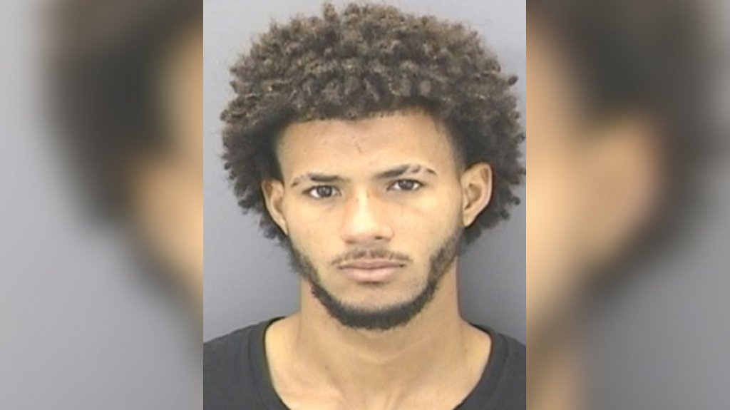  Arrestan a Joven en San Juan por Posesi&oacute;n de Veh&iacute;culo Hurtado y Drogas 