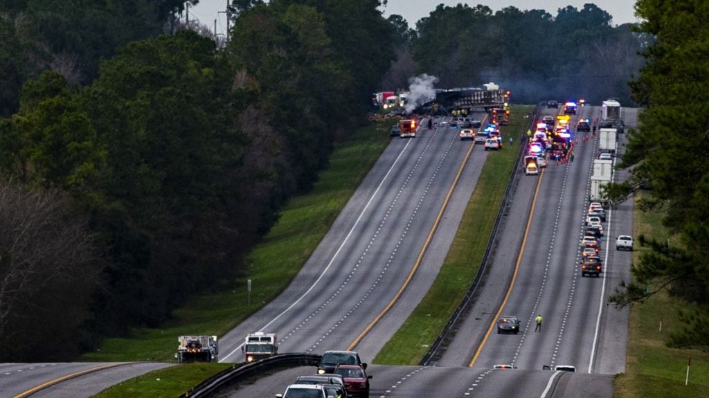  Revelan identidades de fallecidos en accidente m&uacute;ltiple en Florida 