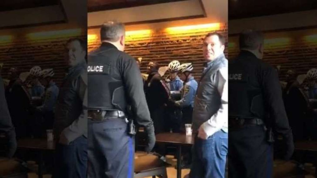  Video:&nbsp;Starbucks enfrenta esc&aacute;ndalo racial tras pedir a la Polic&iacute;a detener a dos hombres 