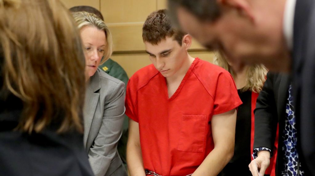  Abogados de autor matanza de Parkland critican difusi&oacute;n de historial m&eacute;dico 