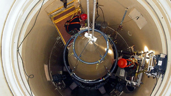 "Estados Unidos despliega bombas nucleares en Alemania"