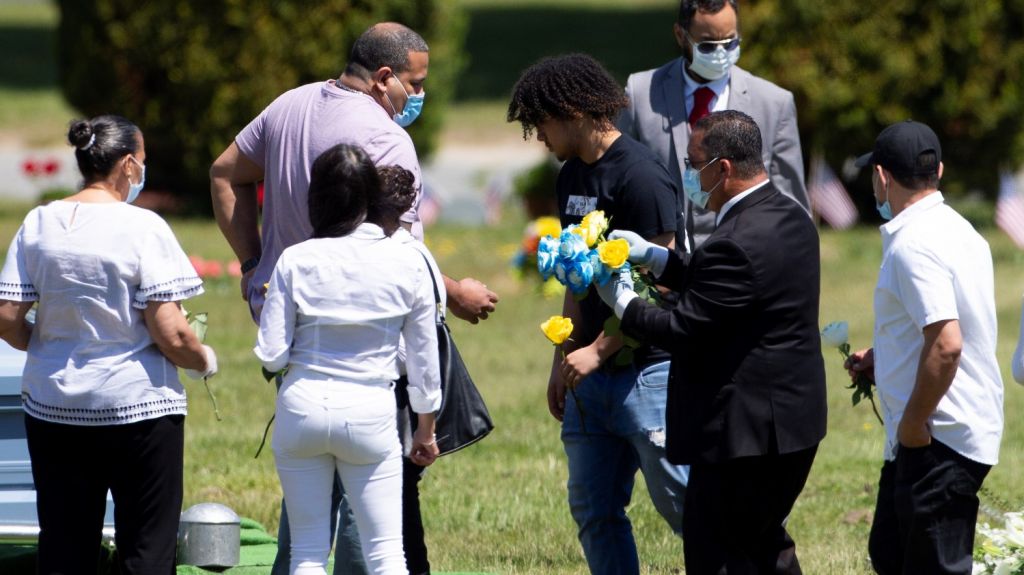  EE.UU. supera los 100.000 muertos por COVID-19 