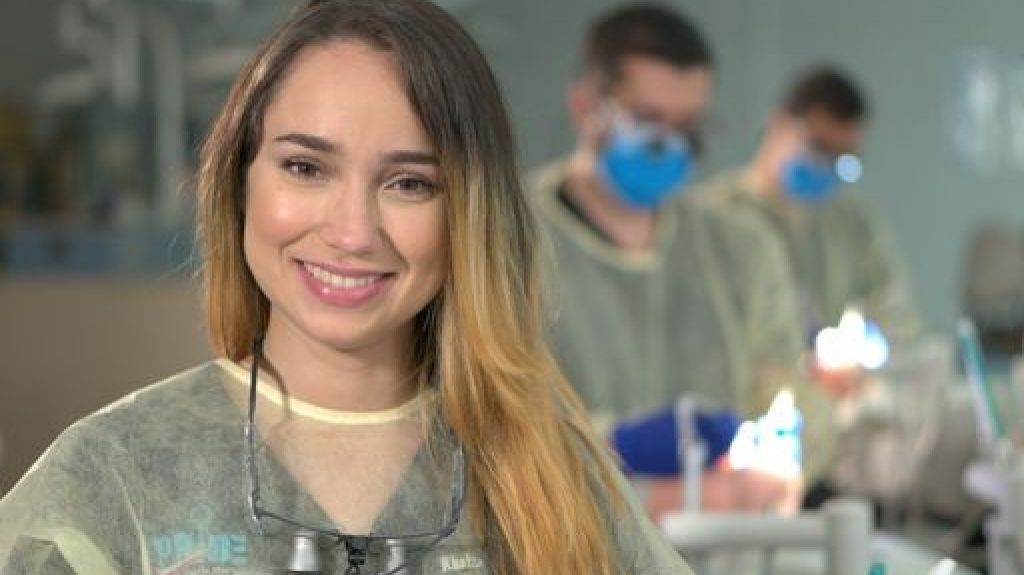  Escuela de Medicina Dental de la UPR Aprueba con &Eacute;xito el Examen de Rev&aacute;lida Dental 