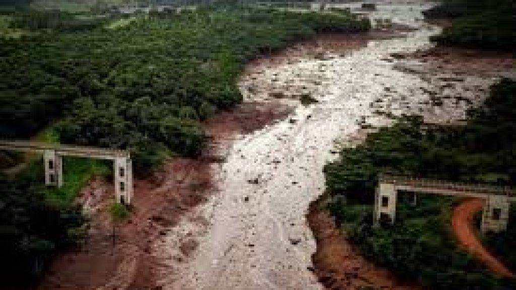  Vea video: La presa de la minera brasile&ntilde;a Vale deja 7 muertos y 150 desaparecidos 