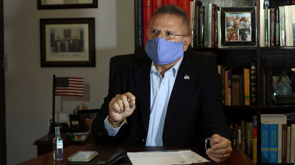  Quieren investigar compa&ntilde;&iacute;as de telefon&iacute;a m&oacute;vil por manejo del apag&oacute;n 