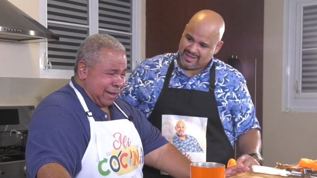  Video: Bizcocho se &ldquo;roba el show&rdquo; en el especial &ldquo;Ali Cocina&rdquo; 
