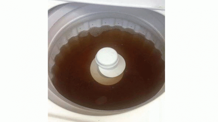  Alberto Lazaro : "El Agua Tiene Color Pero la Puedes Beber" 