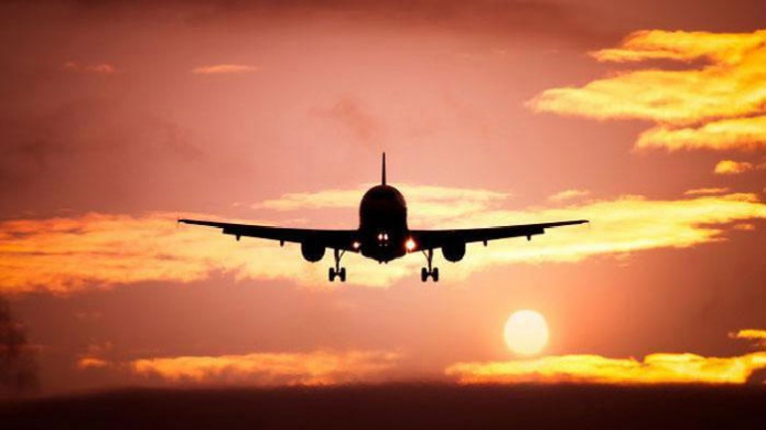 FAA advierte sobre uso de smartphone Samsung en aviones