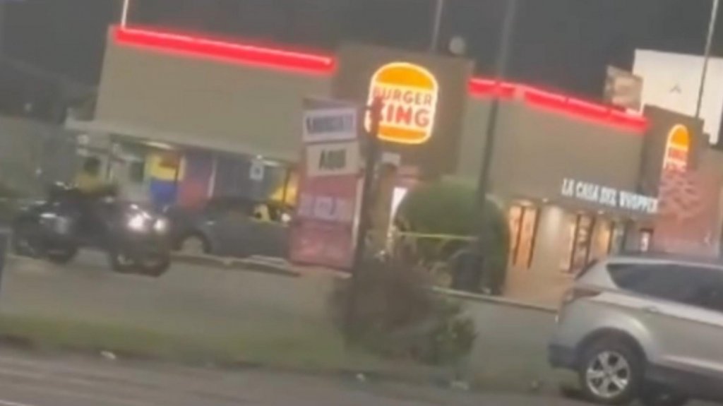  Video: Ataque con arma blanca en Centro comercial de Trujillo Alto deja dos hombres heridos 