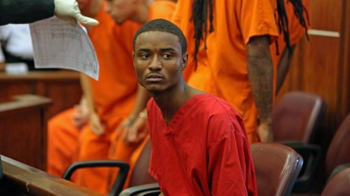 Retiran cargos contra adolescente acusado de matar a rabino en Miami