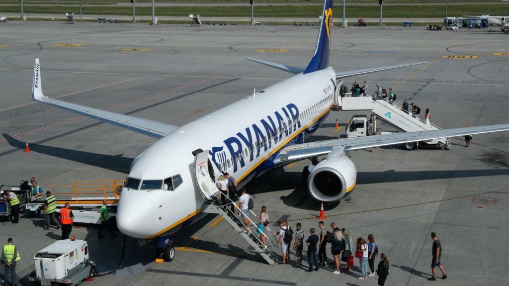  Ryanair cerrar&aacute; bases y har&aacute; recortes por los retrasos en los pedidos de Boeing 