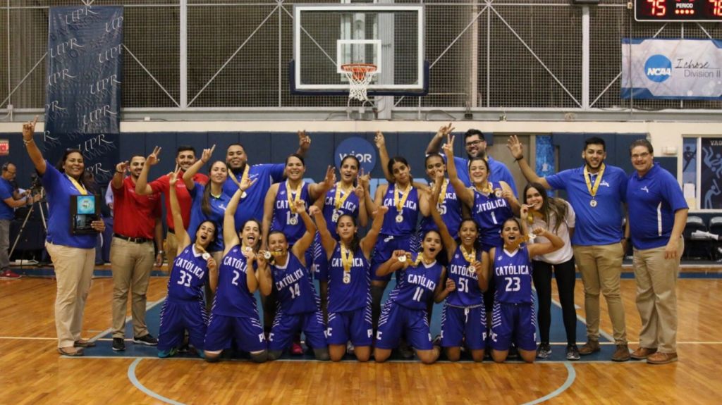  Repiten las Pioneras de la Cat&oacute;lica como campeonas del baloncesto universitario 