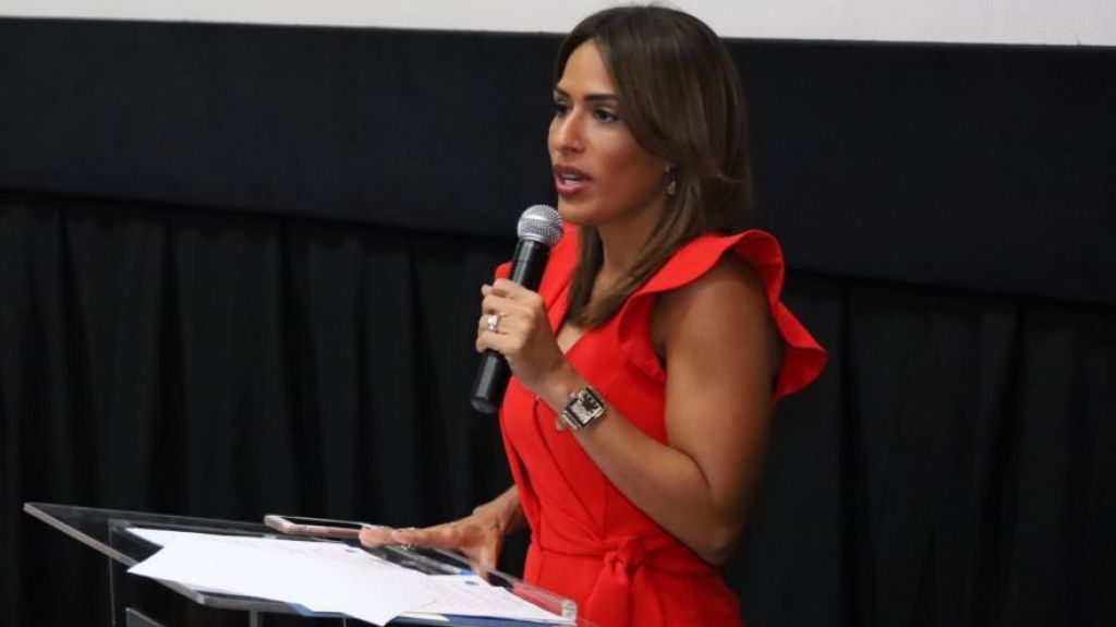  Procuradora de las Mujeres consigue donaciones para confinadas 