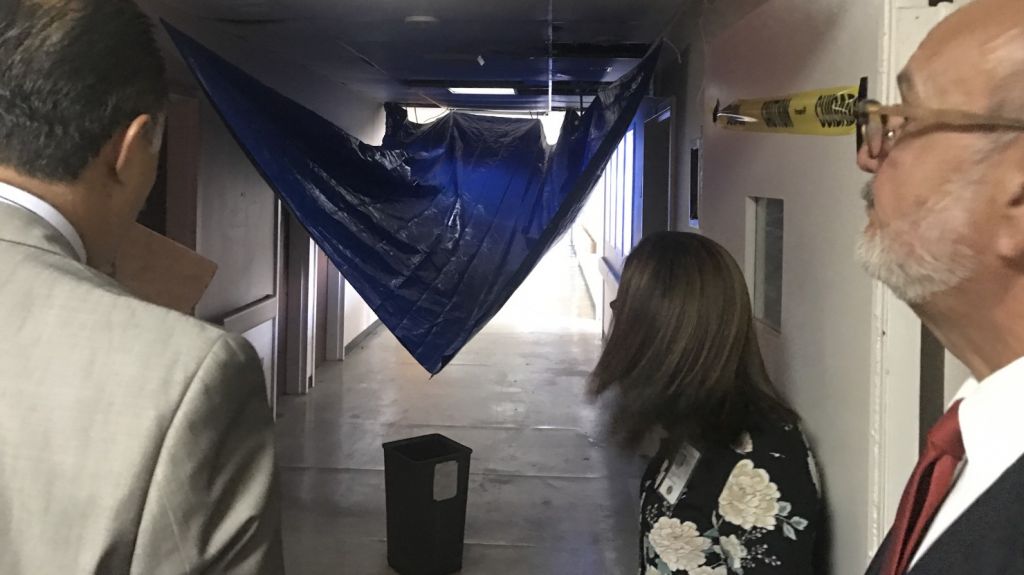 Reclaman mejoras externas en las facilidades de hospital de BayamÃ³n tras daÃ±os causados por MarÃ­a