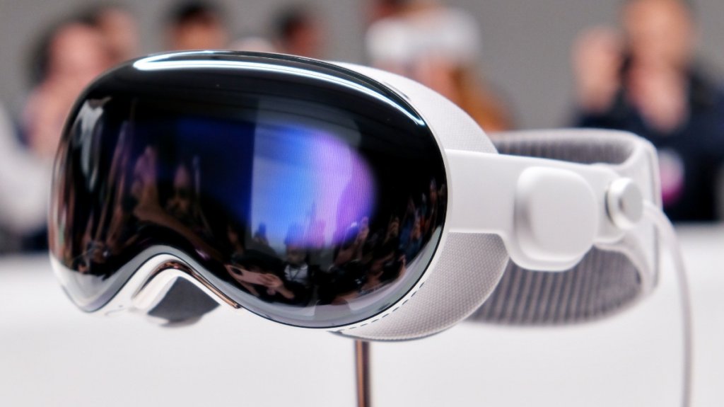 Apple pisa el freno: recorta drásticamente producción de gafas de realidad mixta Vision Pro 