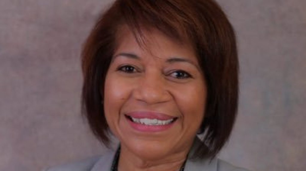  Candidata propone que la Oficina de Servicios Legislativos sea proveedora exclusiva de los servicios a los legisladores 