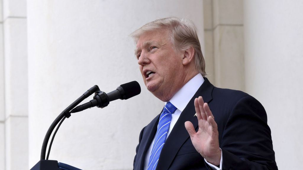  Trump anuncia un plan para restringir inversiones chinas en Estados Unidos 