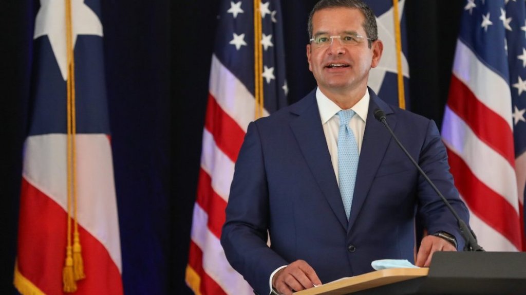  Gobernador anuncia n&oacute;mina especial para reponer aumento a los Bomberos 