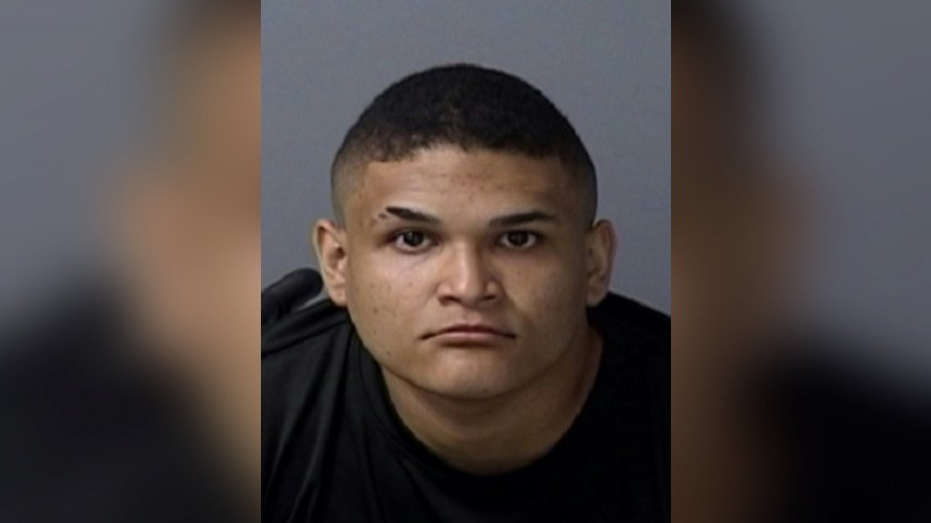  Arrestan en Aibonito a hombre contra el cual pesaban dos &oacute;rdenes de arresto por ley de armas 