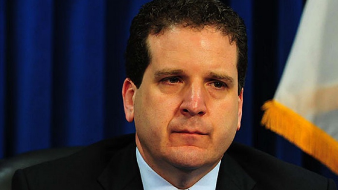 "Tiren con To lo que tengan" Dice jefe del FBI ante amenazas por arrestos a políticos 