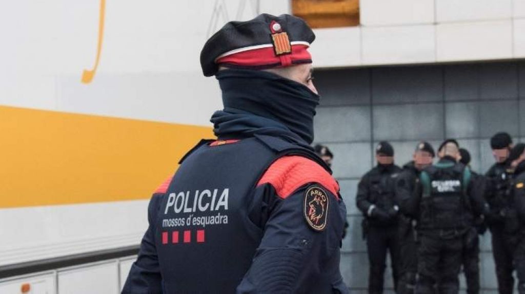  Vea video: Desarticulan una organizaci&oacute;n criminal balc&aacute;nica con ramificaciones en Espa&ntilde;a 