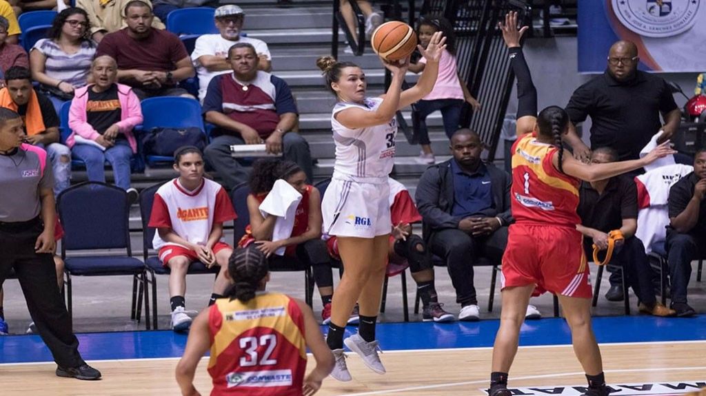  Manatí nivela nuevamente la serie final 