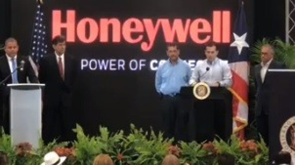  Escuche audio: Gobernador cree excusa de que los que estaban en el chat no sab&iacute;an del juez 